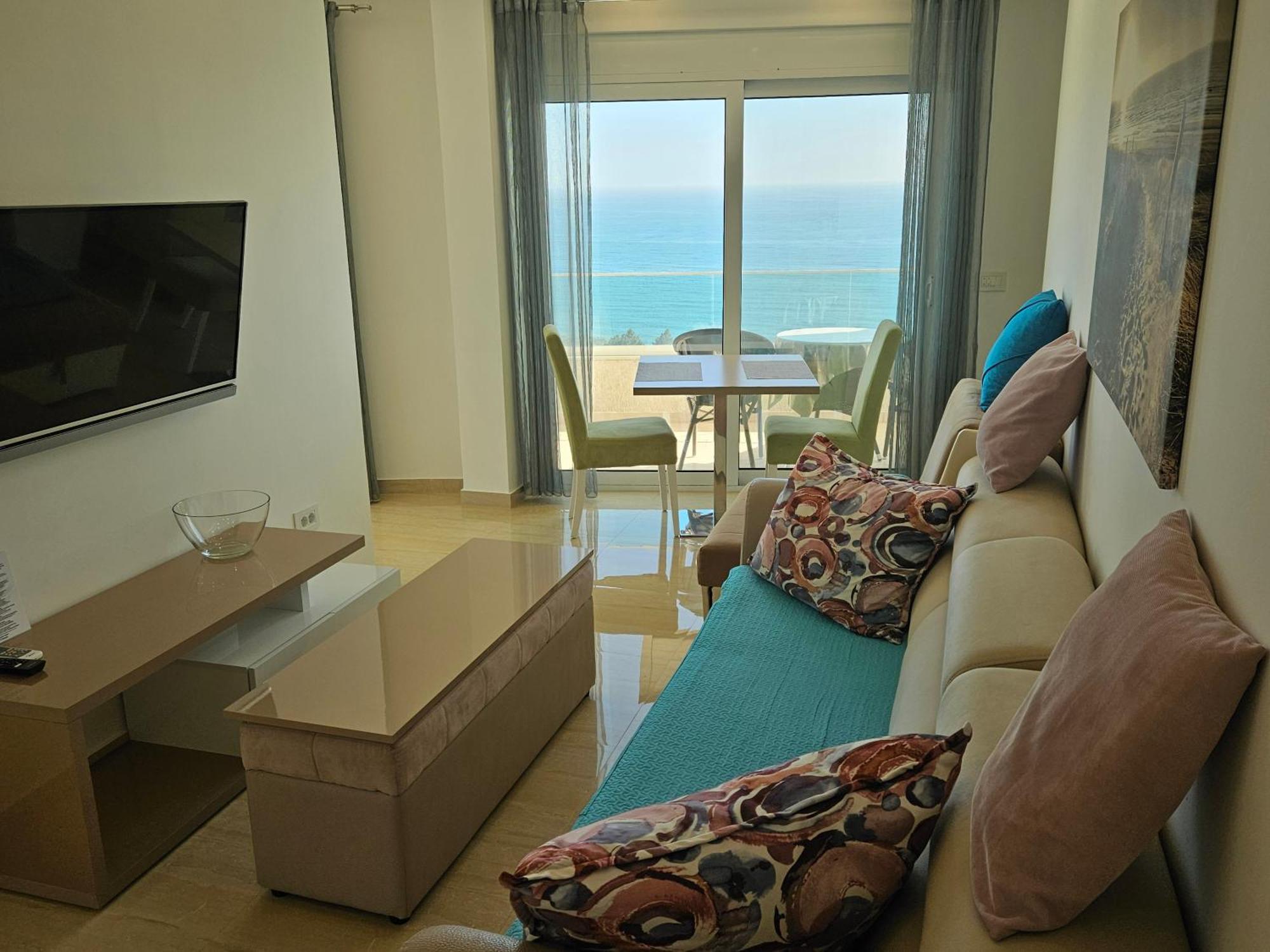 Apartments D'Hermes Улцин Екстериор снимка
